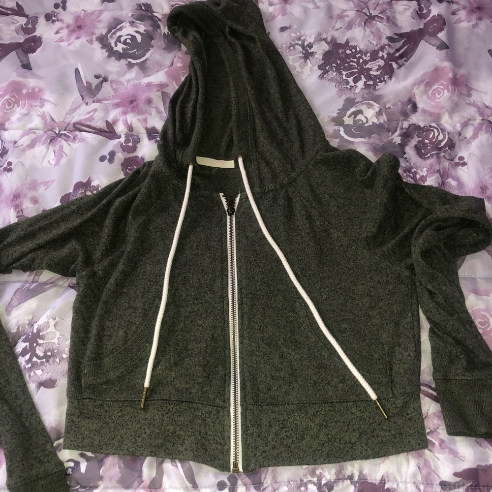 Cropped army green zip up hoodie